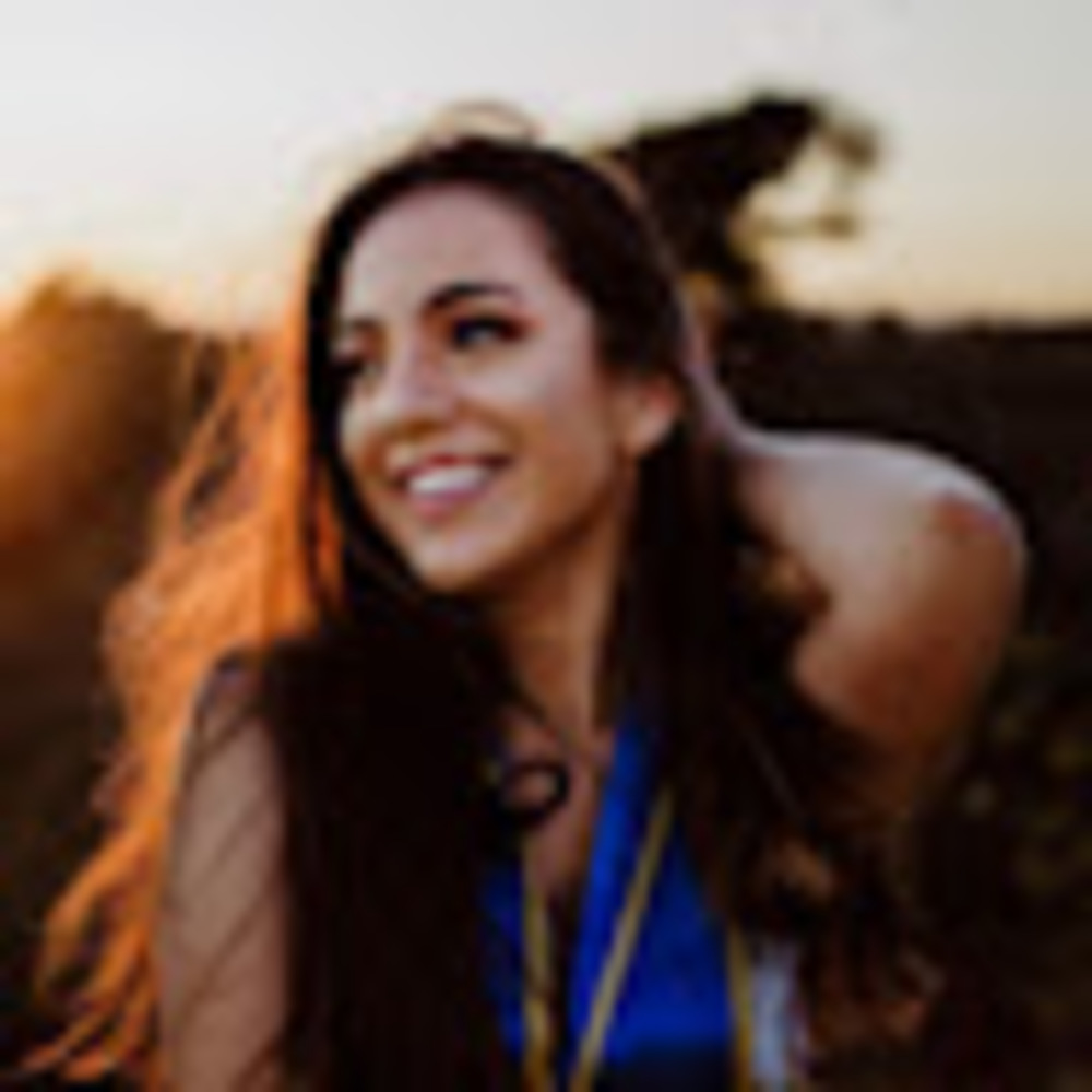 Meet your Posher, Raquel